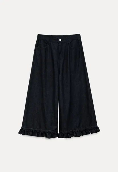 Ruffled Hem Cropped Denim Pants