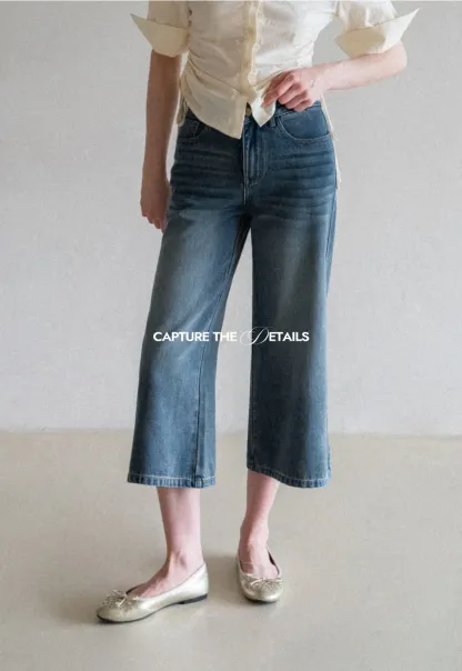 Cropped Wide Leg Denim Pants