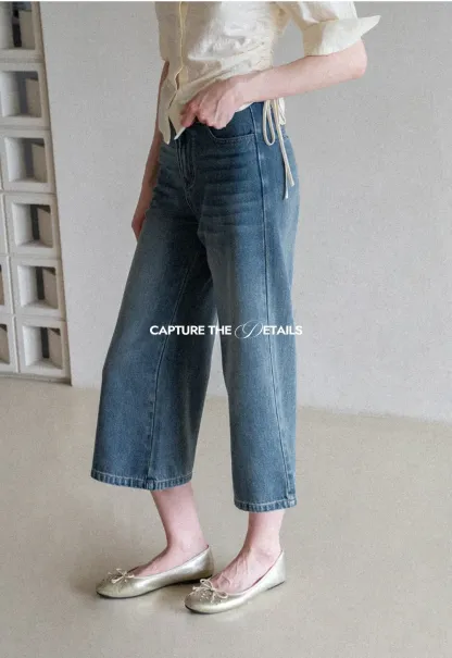 Cropped Wide Leg Denim Pants