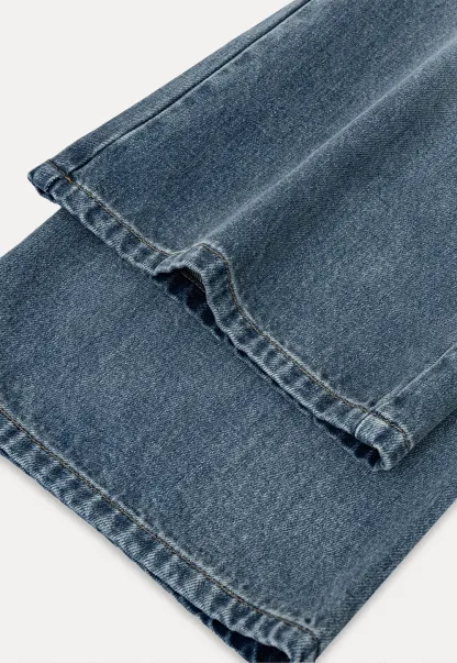 Cropped Wide Leg Denim Pants