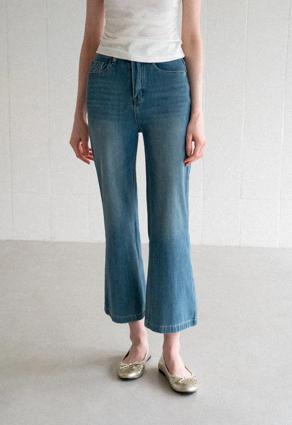 Cropped Flare Leg Denim Jeans