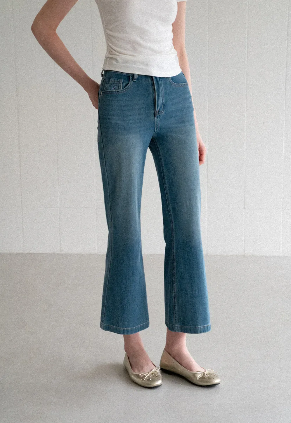 Cropped Flare Leg Denim Jeans