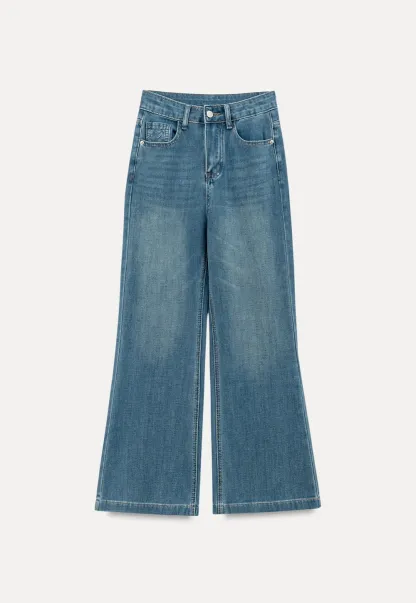Cropped Flare Leg Denim Jeans