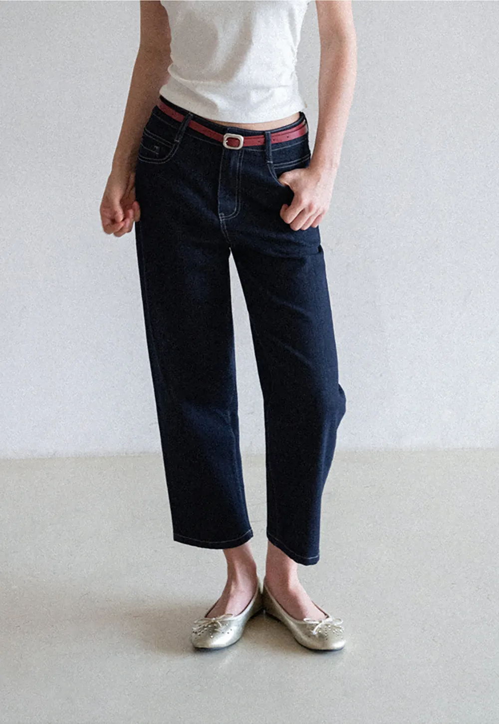High Waist Straight Cut Cropped Jeans