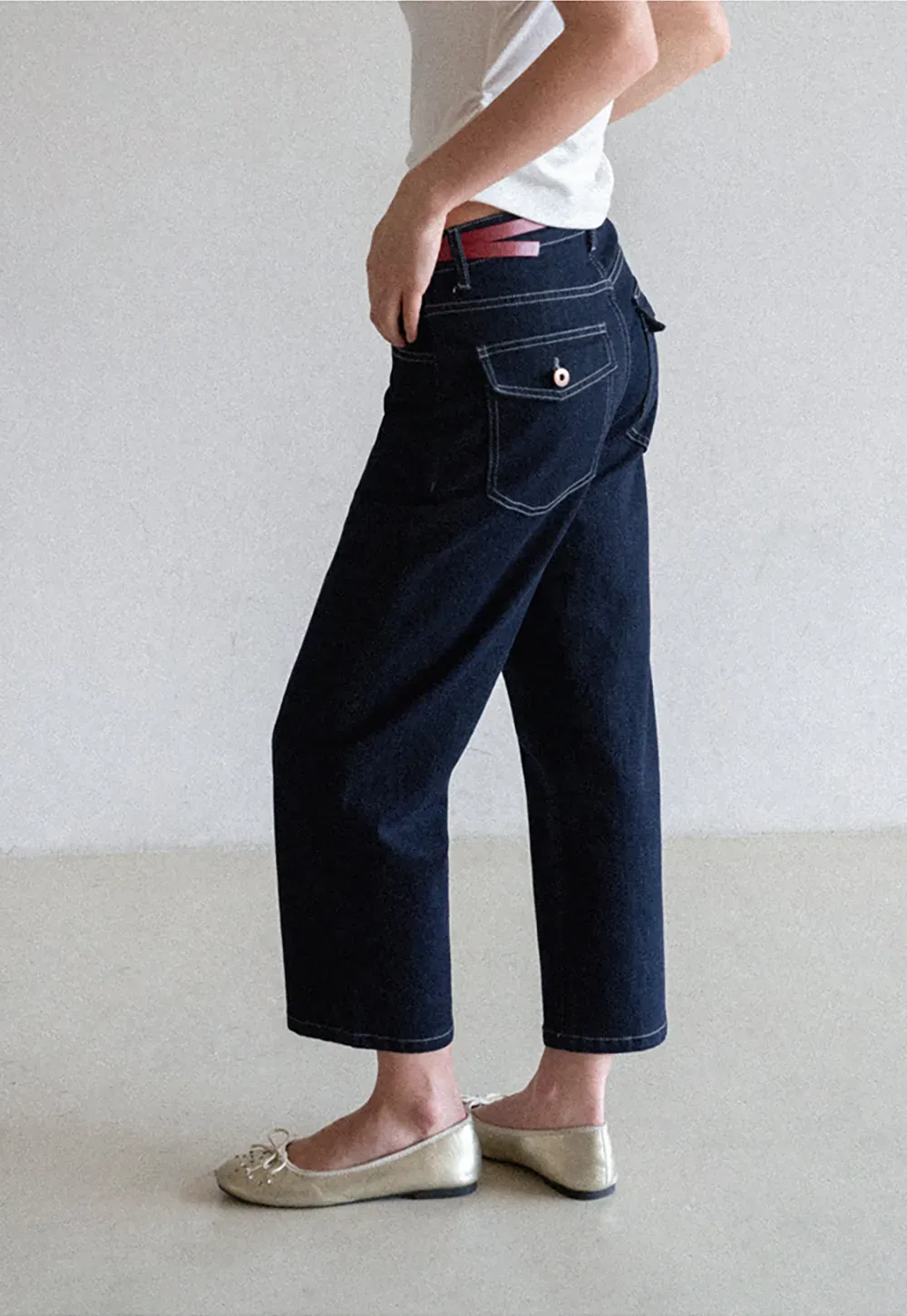 High Waist Straight Cut Cropped Jeans