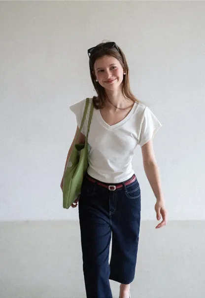 High Waist Straight Cut Cropped Jeans