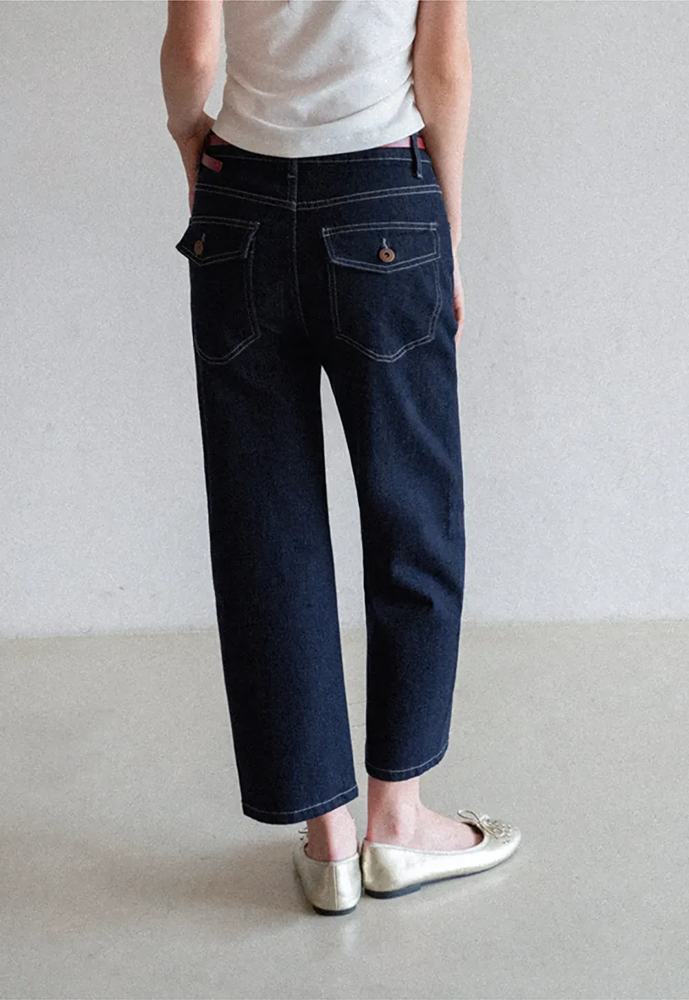 High Waist Straight Cut Cropped Jeans