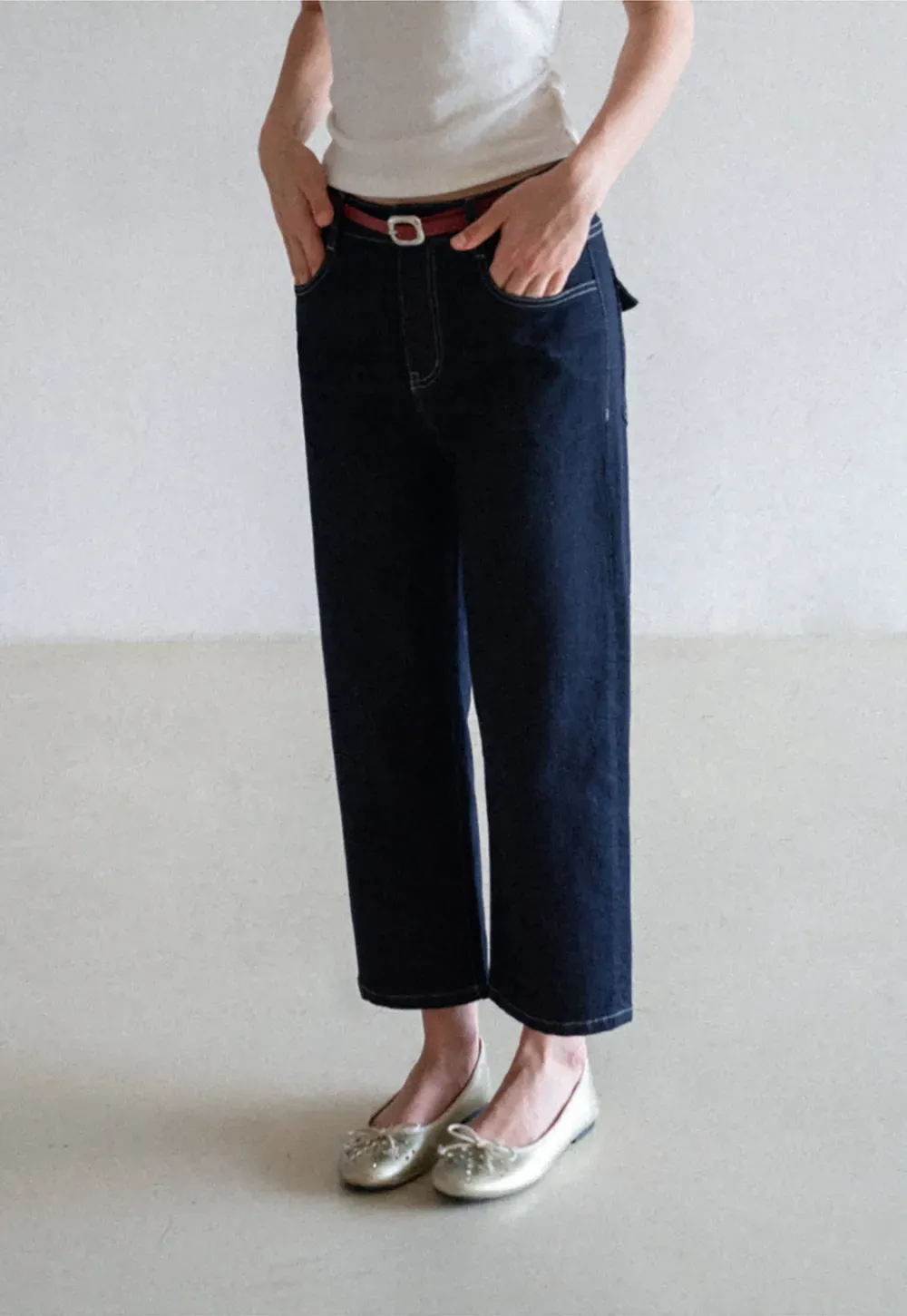 High Waist Straight Cut Cropped Jeans