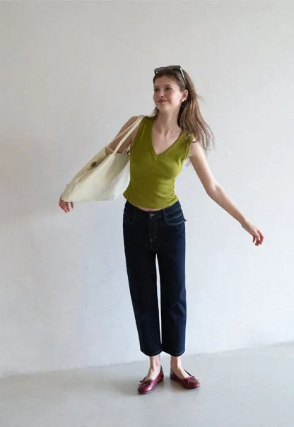 High Waist Straight Cut Cropped Jeans