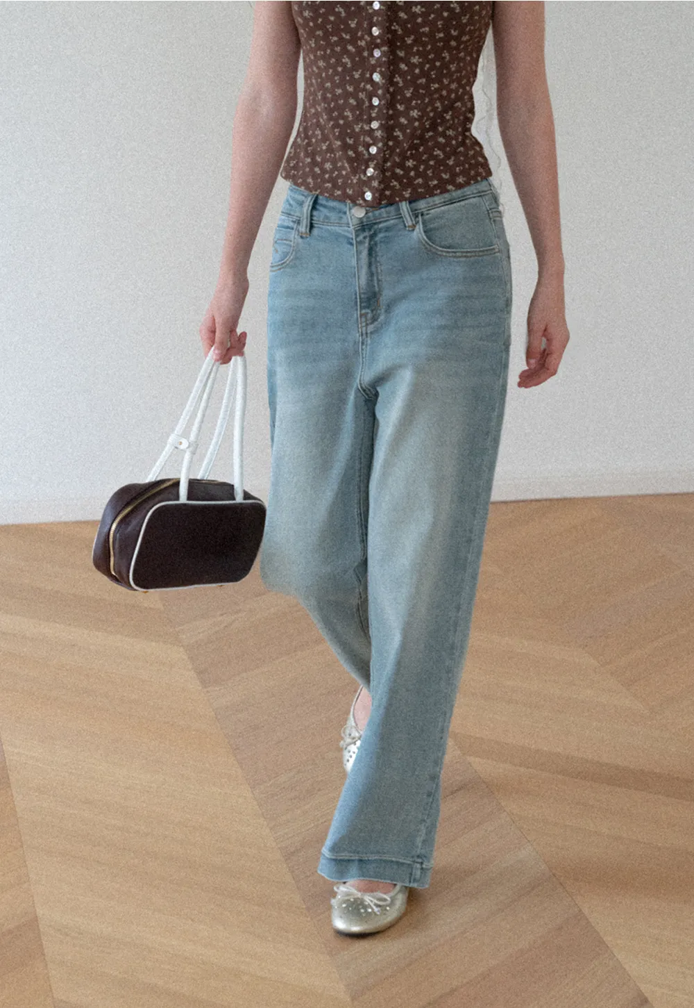 High Waist Wide Leg Straight Fit Jeans