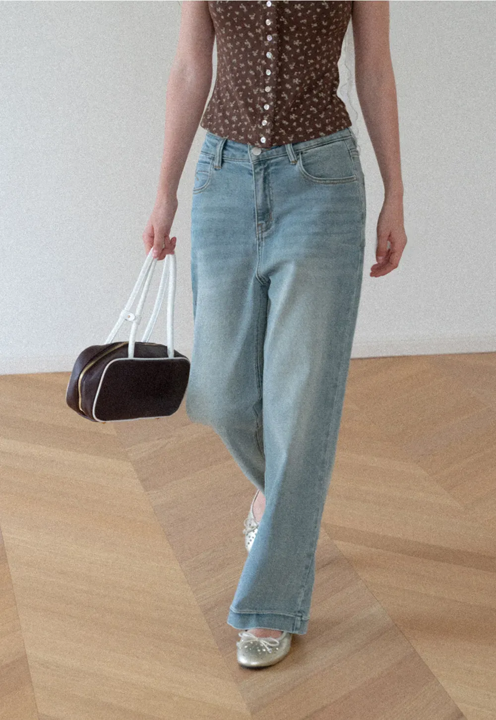 High Waist Wide Leg Straight Fit Jeans