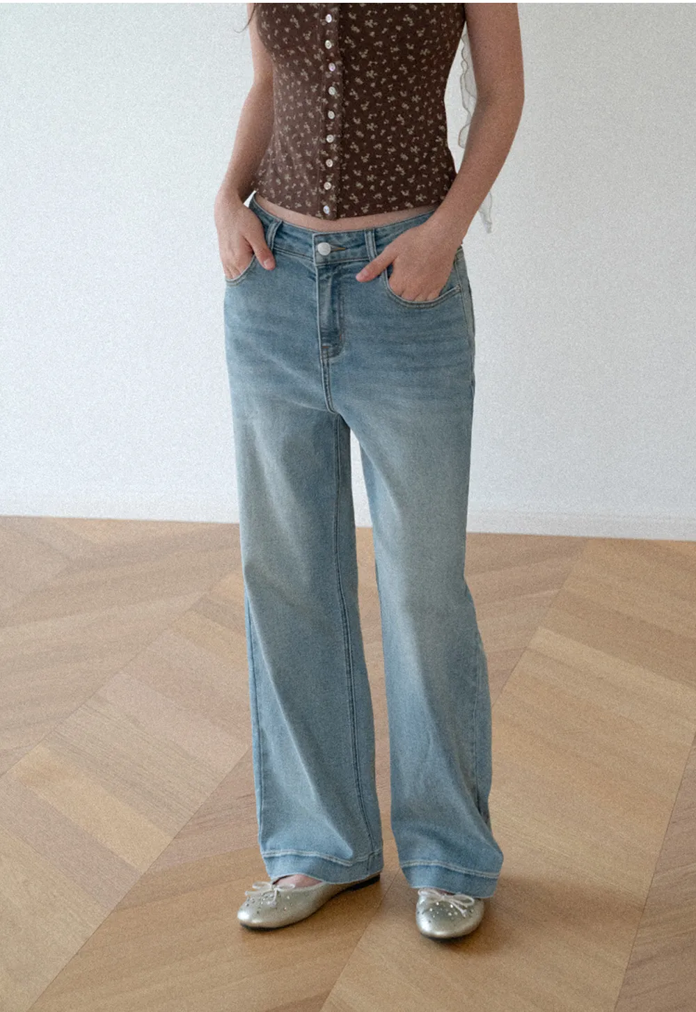 High Waist Wide Leg Straight Fit Jeans