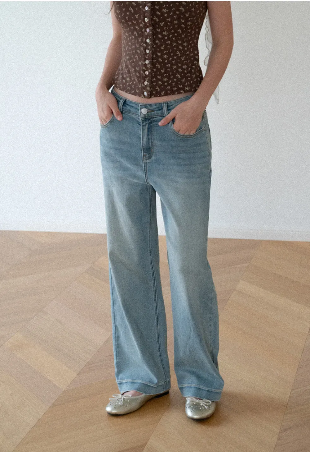 High Waist Wide Leg Straight Fit Jeans