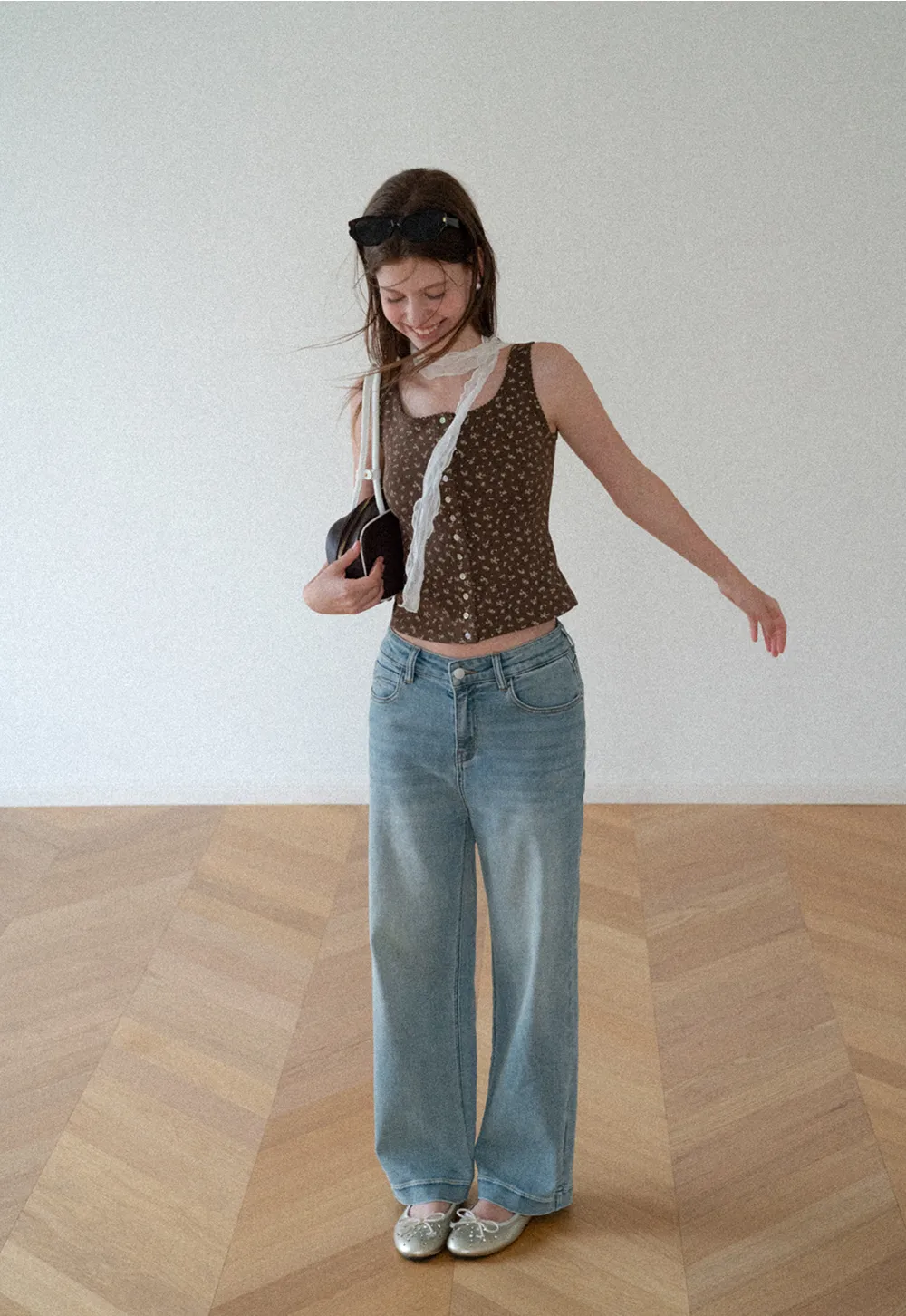 High Waist Wide Leg Straight Fit Jeans