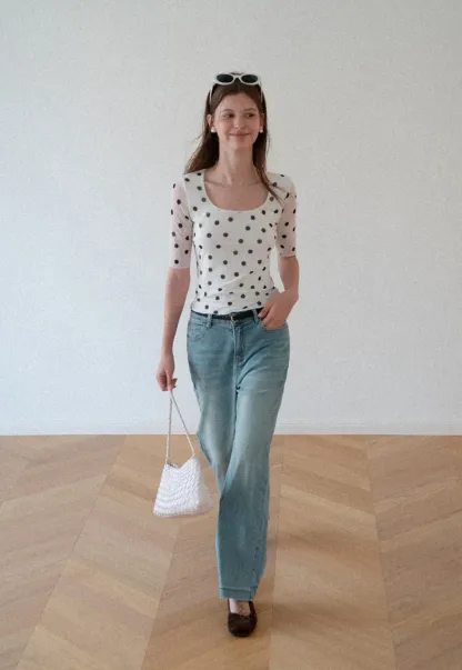High Waist Wide Leg Straight Fit Jeans