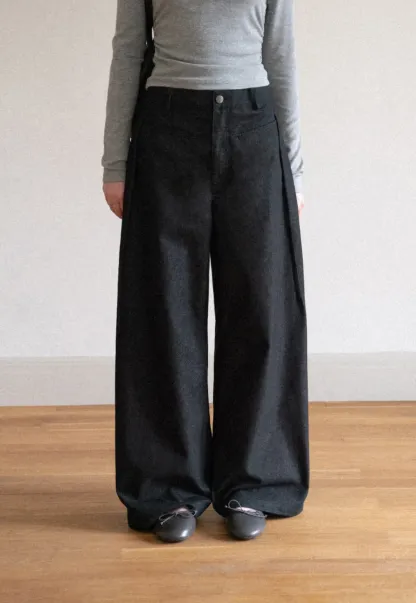 High Waist Pleated Wide Leg Jeans