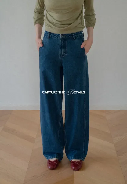 High Waist Wide Leg Straight Fit Jeans