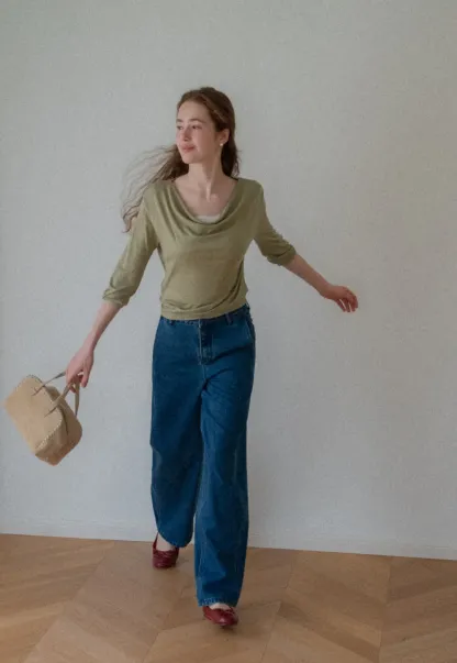 High Waist Wide Leg Straight Fit Jeans