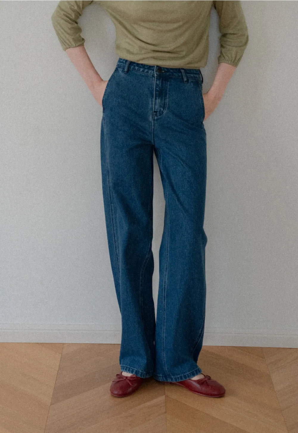 High Waist Wide Leg Straight Fit Jeans