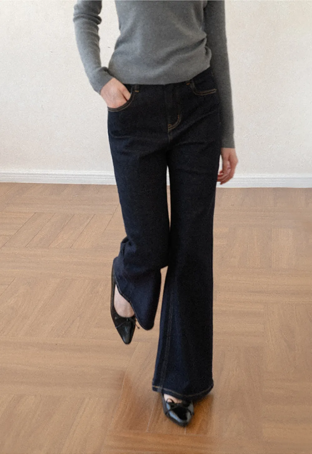 Wide Leg Straight Cut Denim Jeans