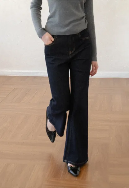 Wide Leg Straight Cut Denim Jeans