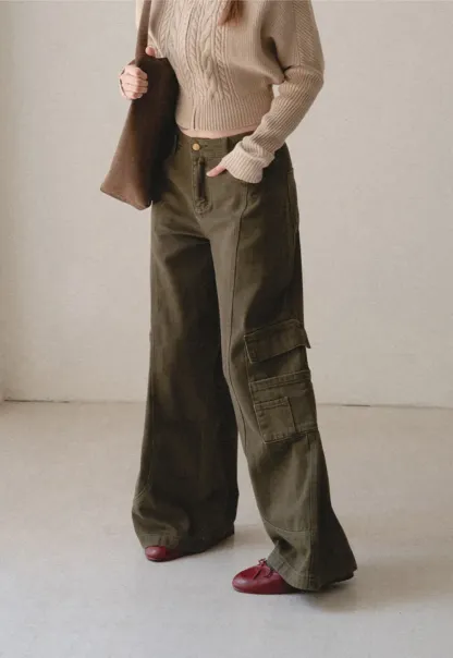 Cargo Pocket Wide Leg Denim Pant