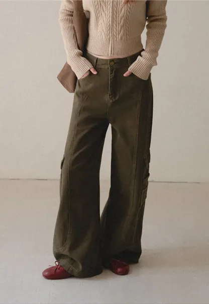 Cargo Pocket Wide Leg Denim Pant