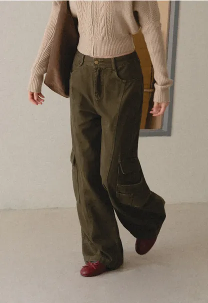 Cargo Pocket Wide Leg Denim Pant