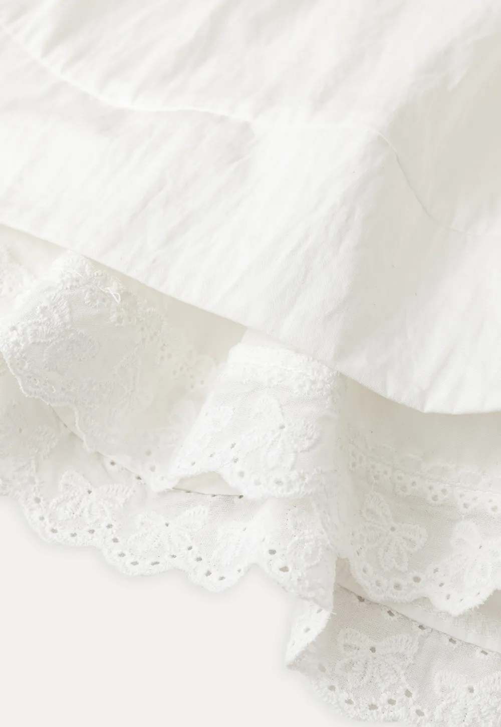 Tiered skirt with lace trim and gathered waist