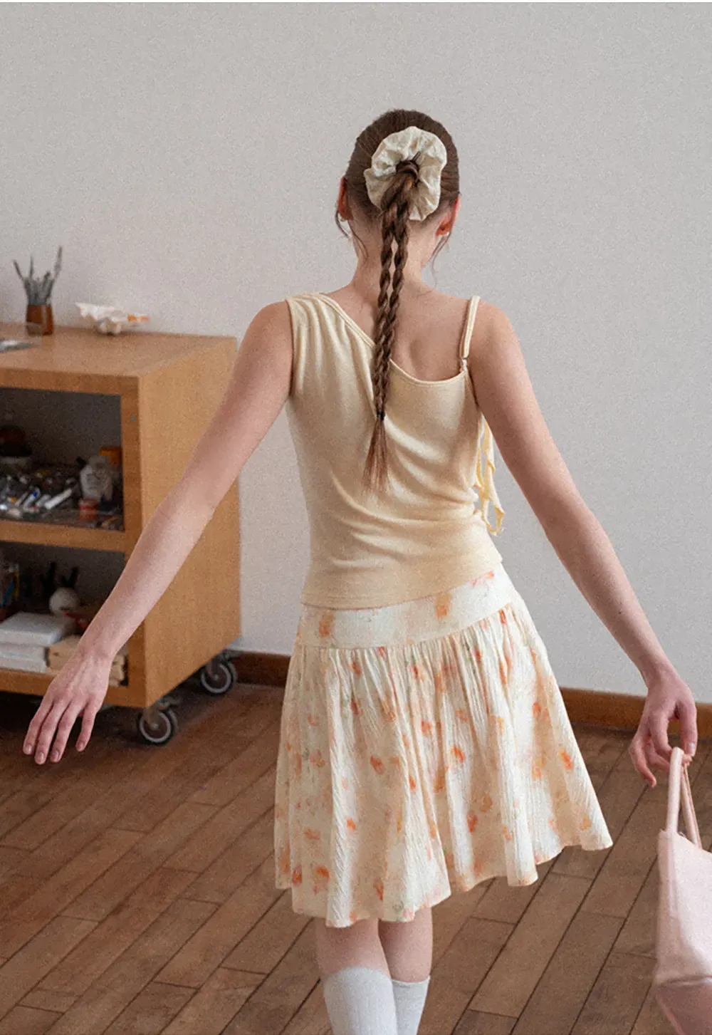 Floral Print Pleated Skirt with Asymmetrical Hem