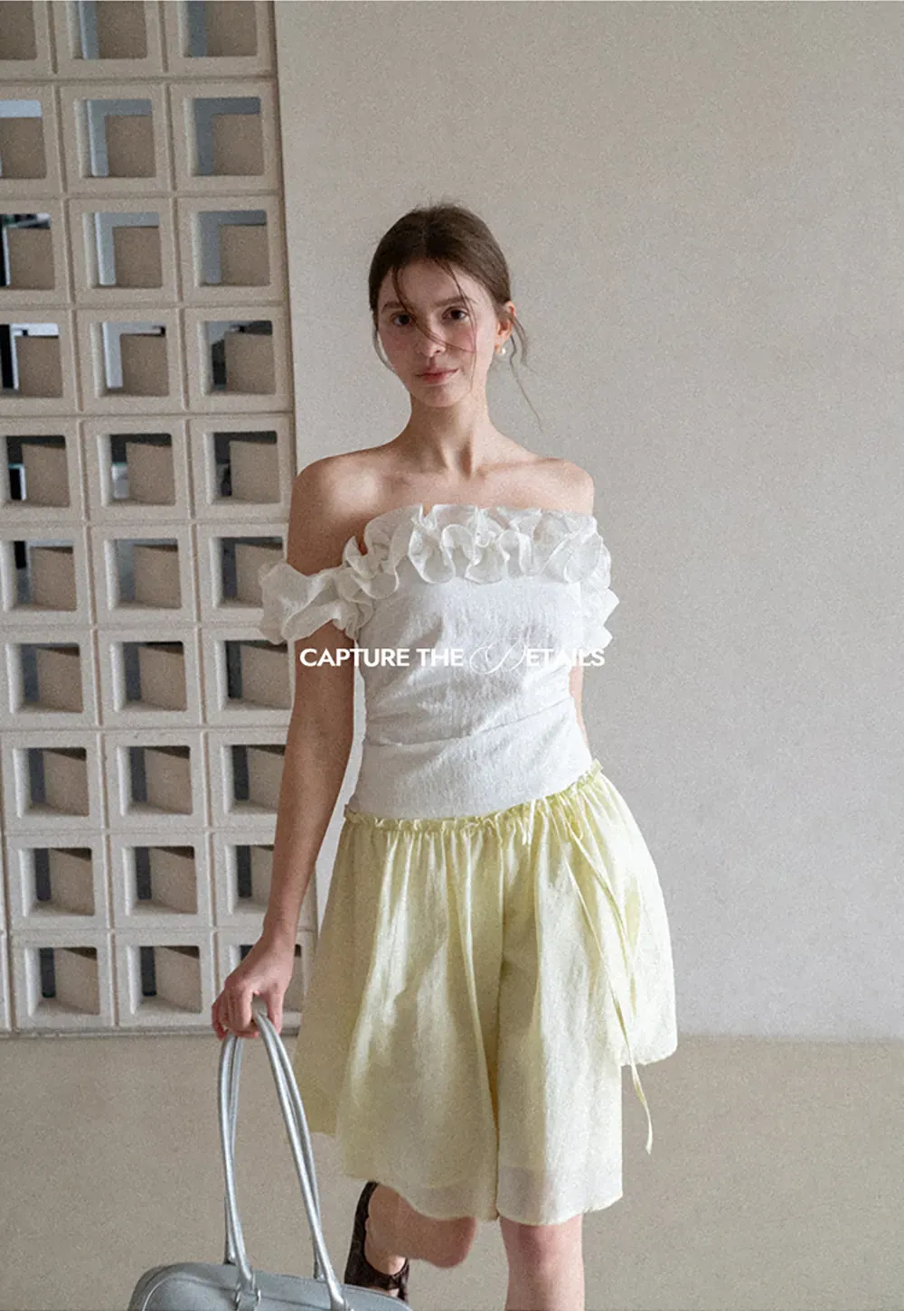 Flowy A-line skirt with gathered waist and layered hem
