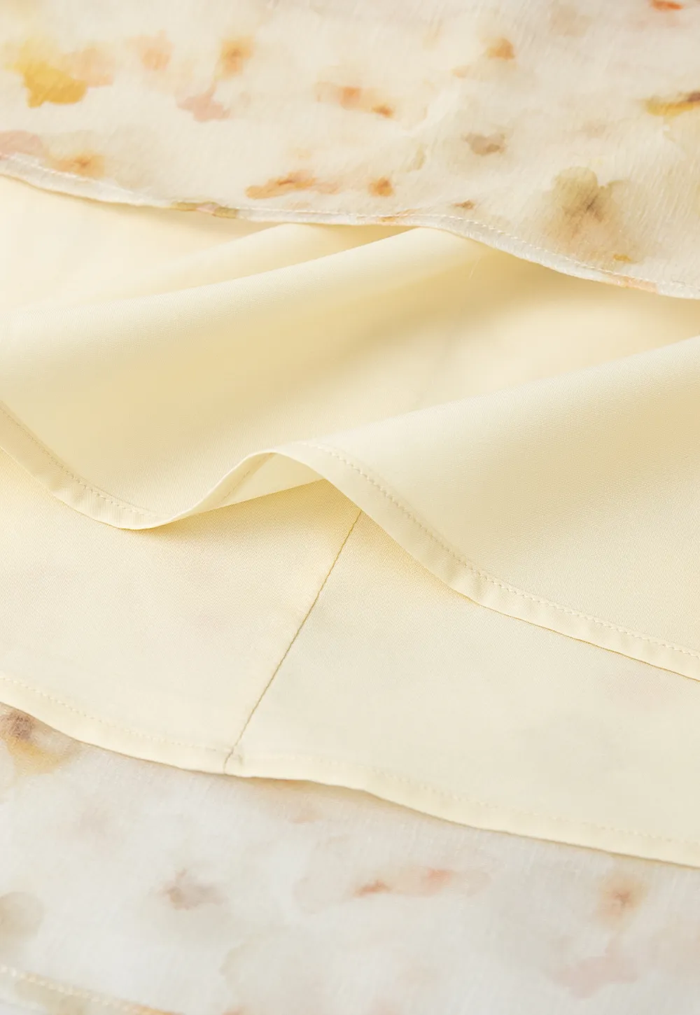 Flowy floral print maxi skirt with tiered layers