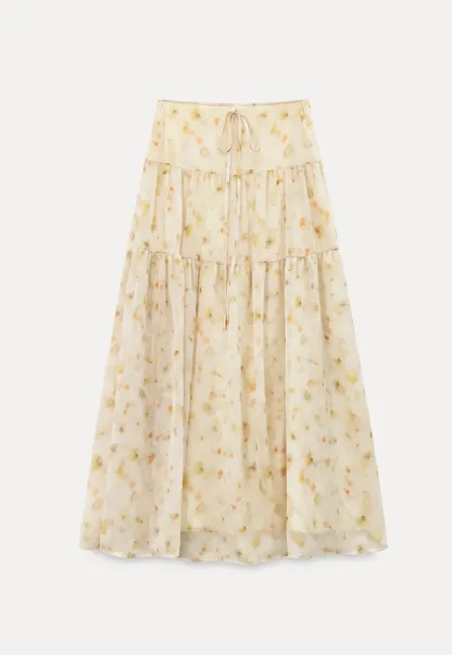 Flowy floral print maxi skirt with tiered layers