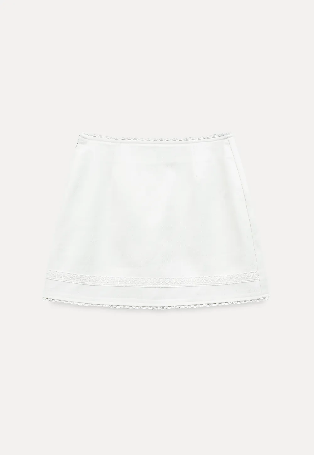 Mini skirt with lace trim at waist and hem