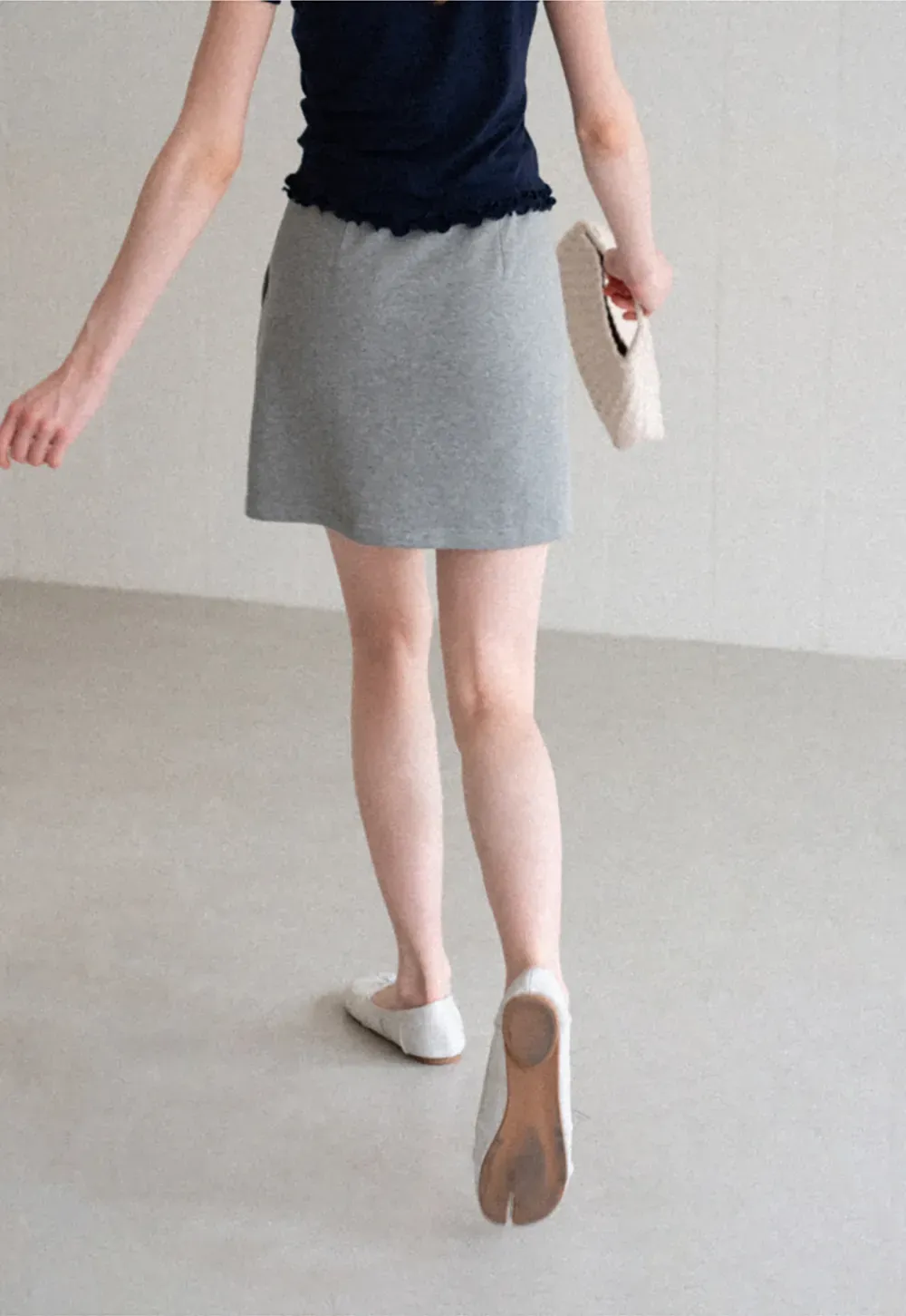 Ribbed Waistband Mini Skirt