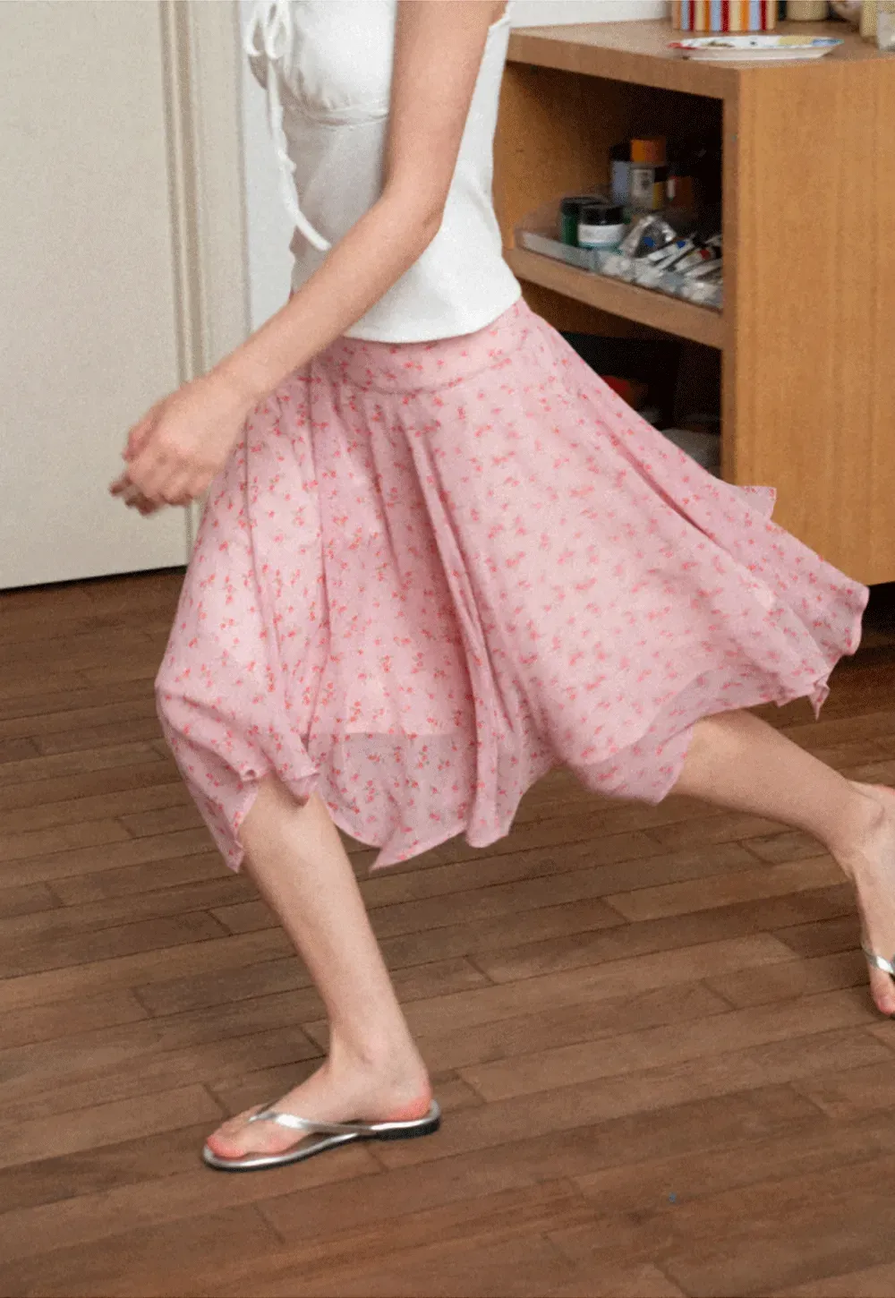 Floral Print Asymmetrical Hem Skirt