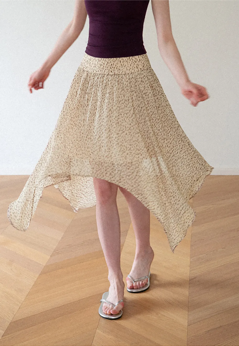 Asymmetrical Hem Printed Midi Skirt