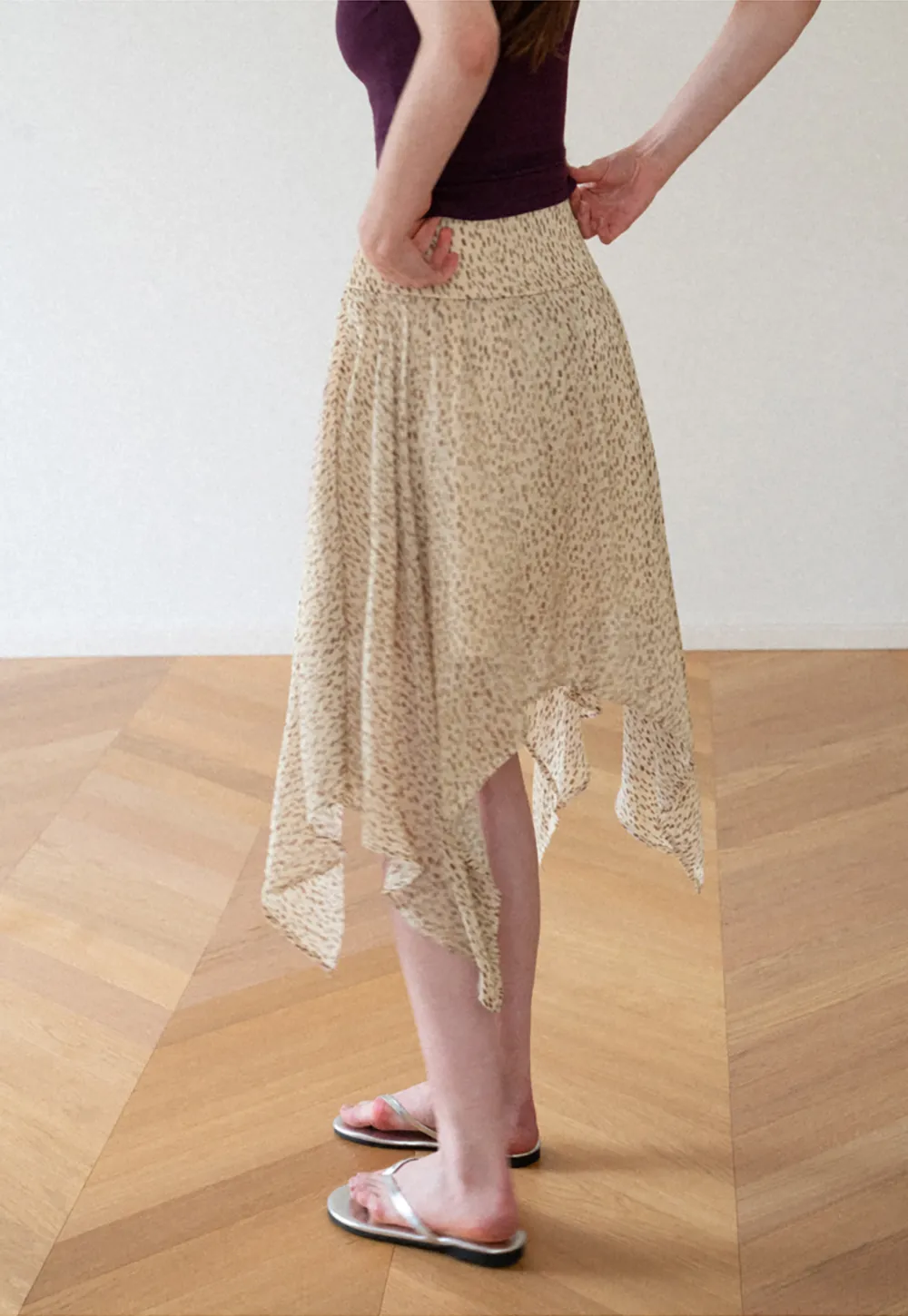 Asymmetrical Hem Printed Midi Skirt
