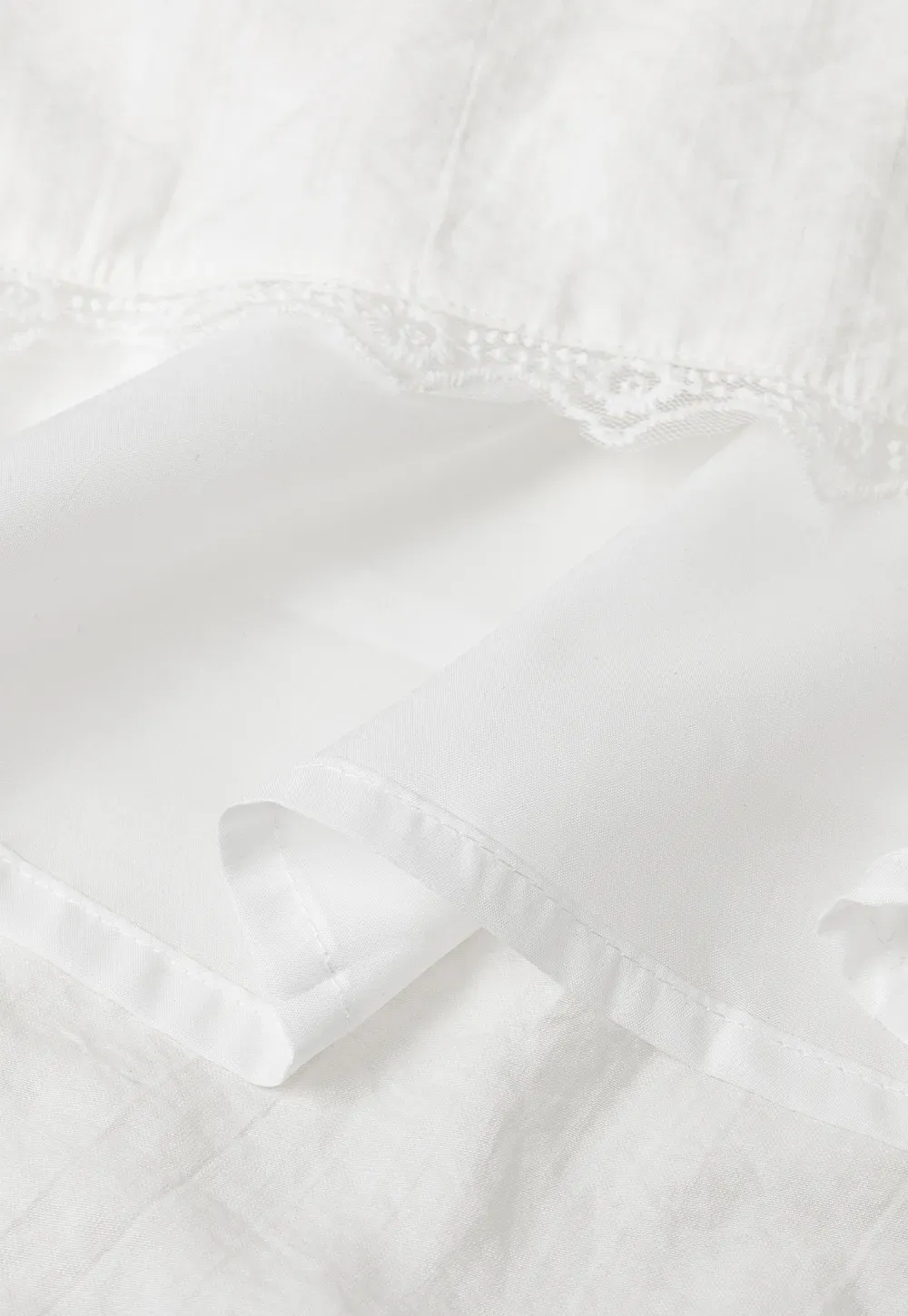 Asymmetrical Hem Lace Trim Skirt