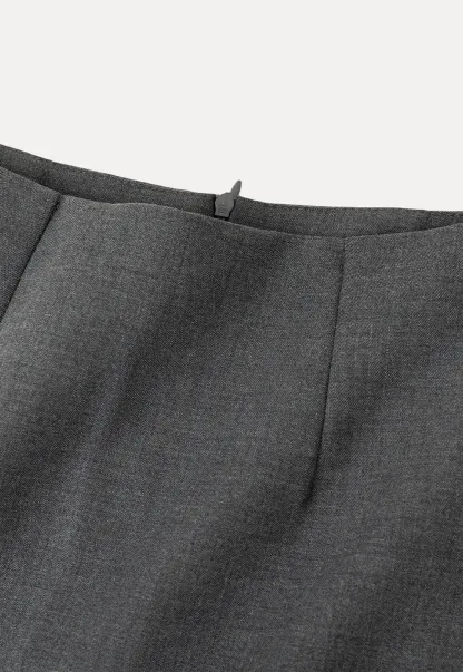 Ruffled Hem Mini Skirt