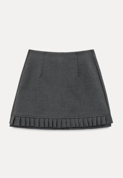 Ruffled Hem Mini Skirt