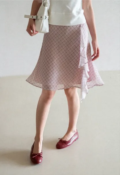 Asymmetrical Ruffle Hem Plaid Skirt