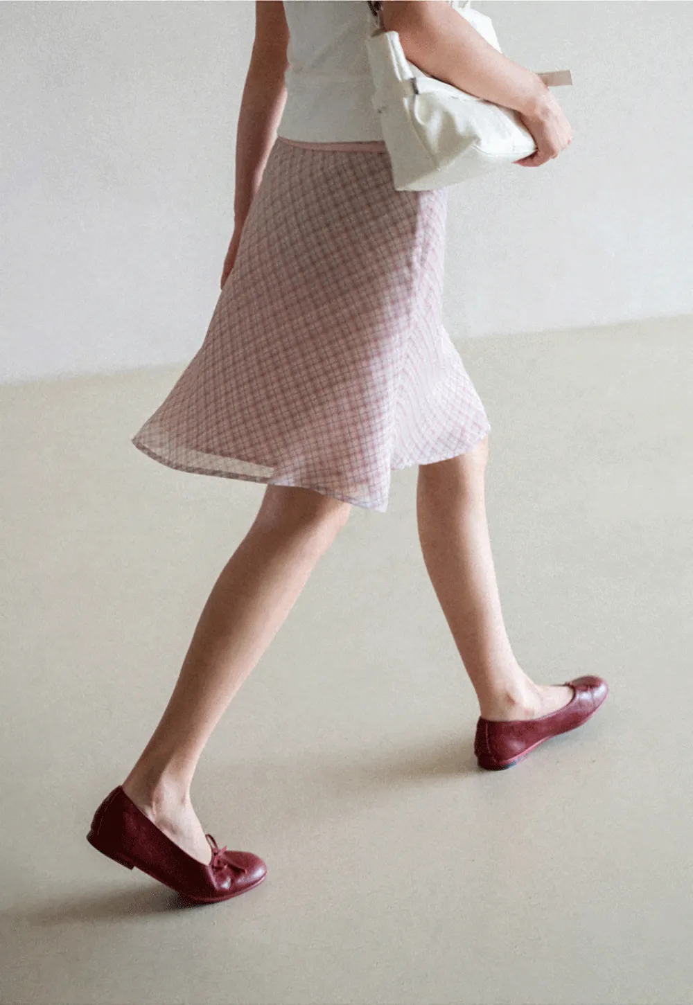 Asymmetrical Ruffle Hem Plaid Skirt