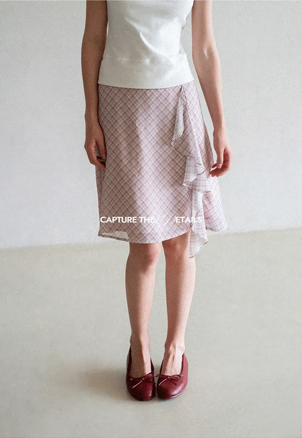 Asymmetrical Ruffle Hem Plaid Skirt