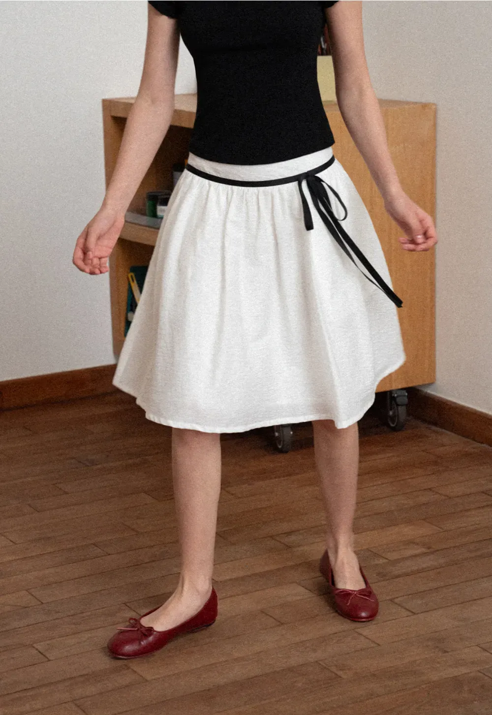 High Waist A Line Skirt with Contrast Ribbon Tie