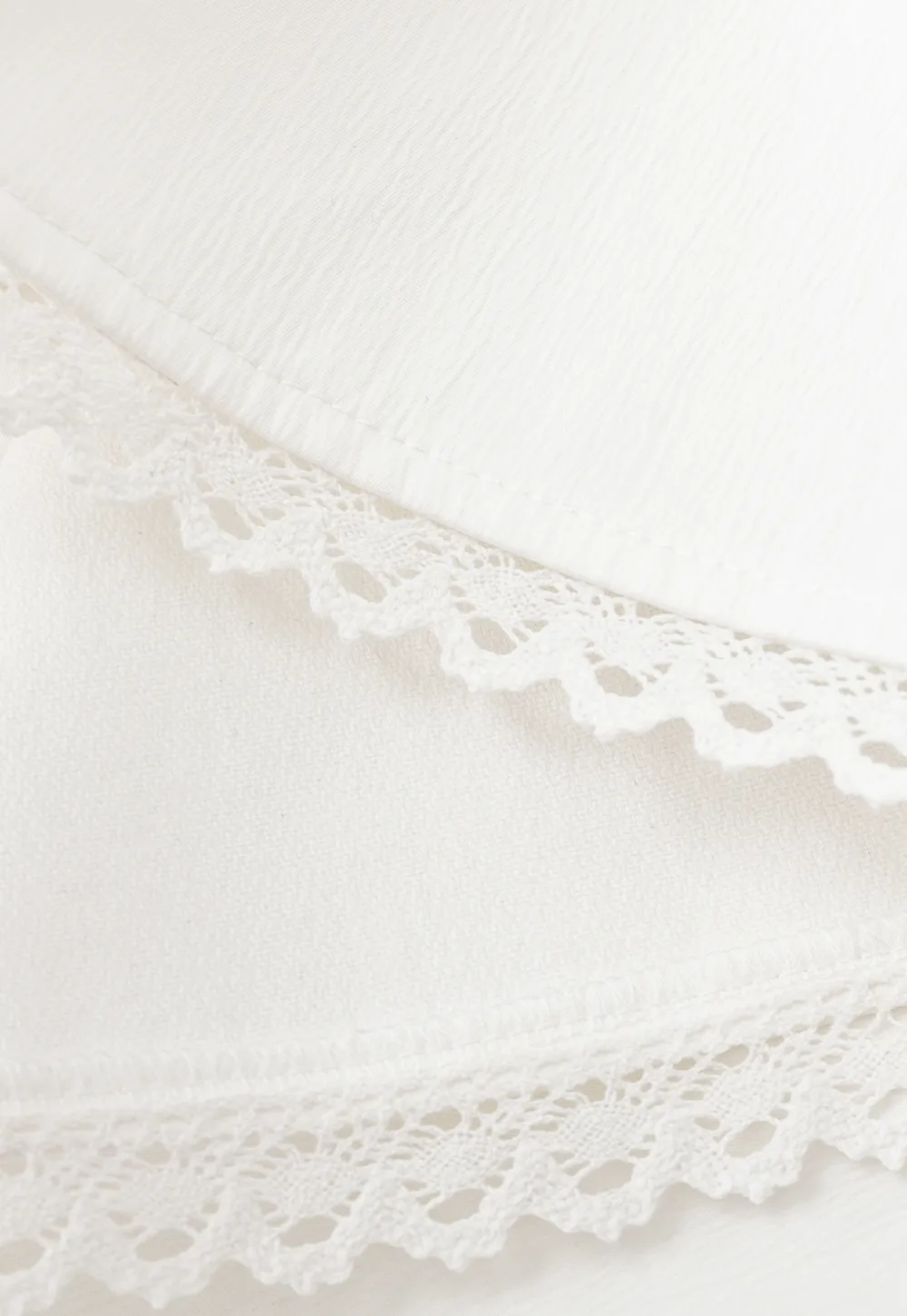 Lace Trim Mini Skirt