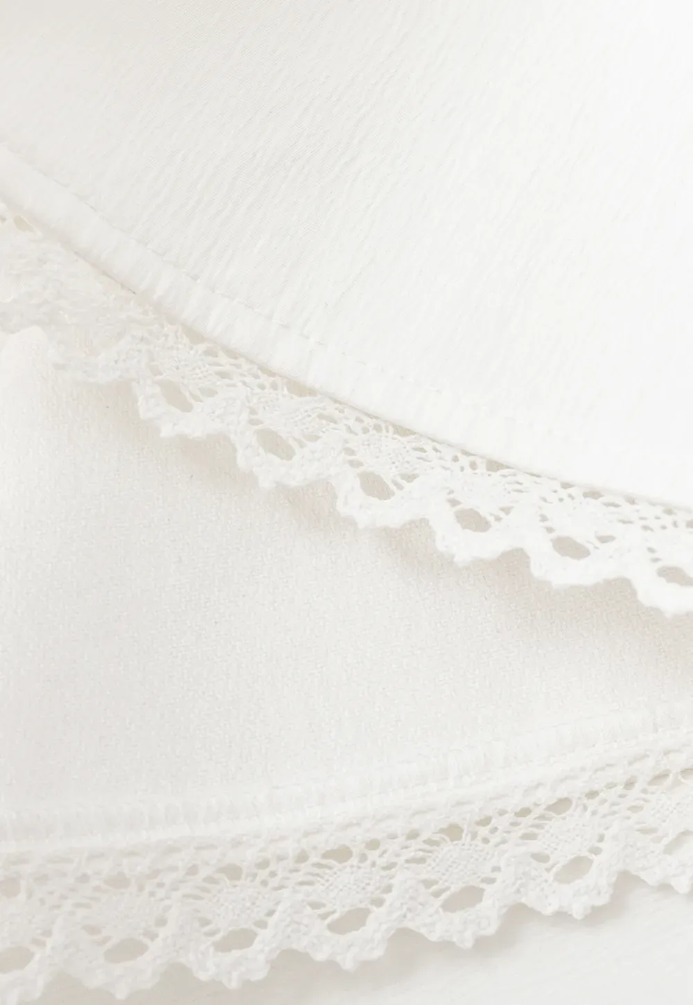 Lace Trim Mini Skirt