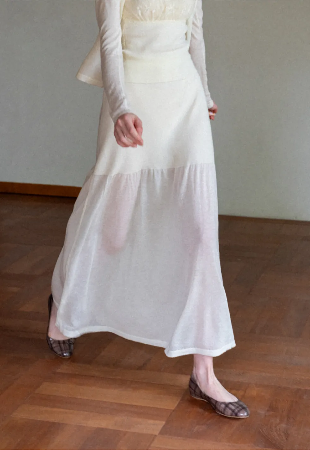High Waist Asymmetric Hem Skirt