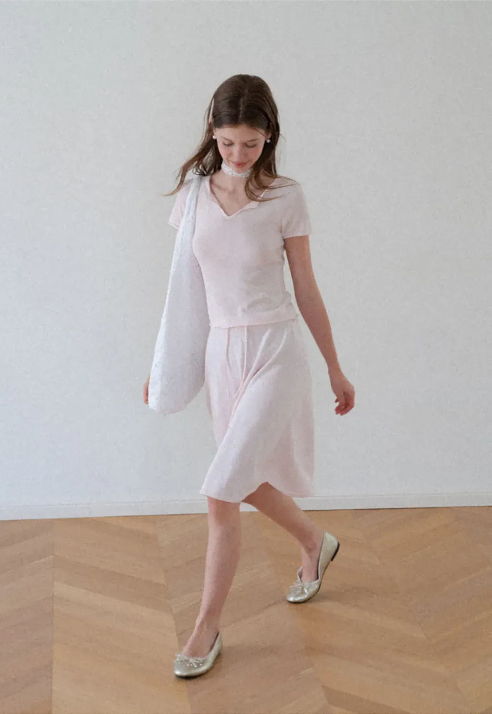 V Neck Short Sleeve Knit Top and A Line Skirt