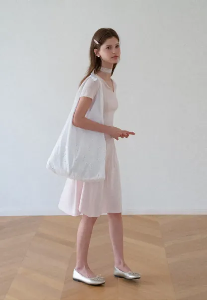 V Neck Short Sleeve Knit Top and A Line Skirt